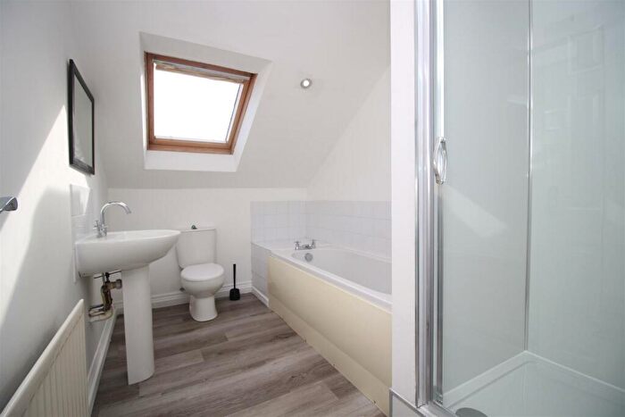 6 Bedroom Maisonette To Rent In Fairfield Road, Jesmond, Newcastle Upon Tyne, NE2