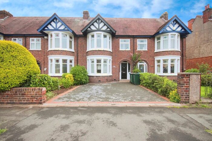 3 Bedroom Terraced House For Sale In Allesley Old Road, Coventry, CV5