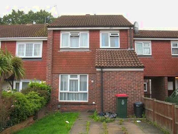3 Bedroom Terraced House To Rent In Ifield West, RH11