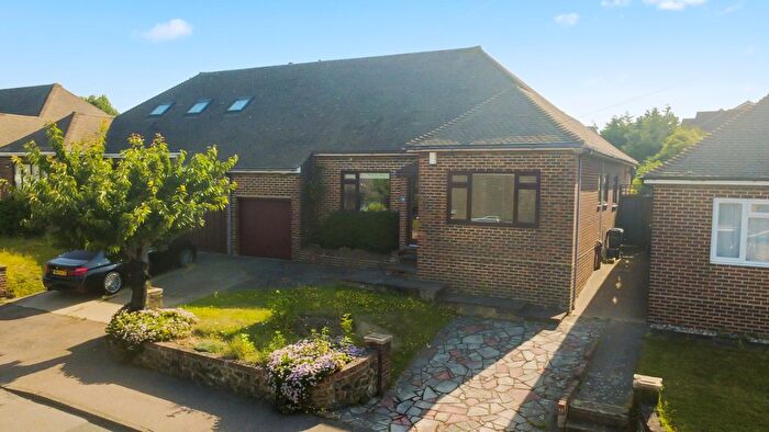 3 Bedroom Semi Detached Bungalow For Sale In Marling Way, Gravesend, DA12