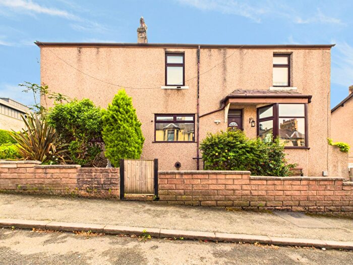 4 Bedroom End Of Terrace House For Sale In Brunton Road, Lancaster, LA1