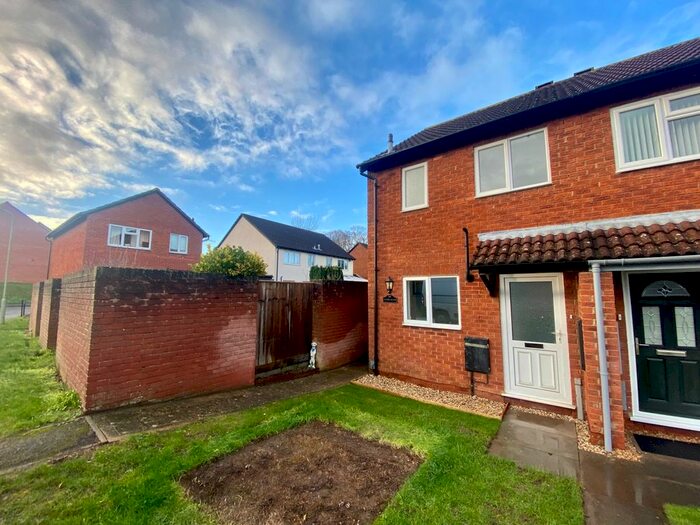 2 Bedroom End Of Terrace House To Rent In Otters Reach, Poplar Grove, Kennington, Oxfordshire, OX1