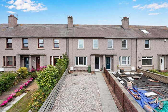 2 Bedroom Terraced House For Sale In Johnston Terrace, Port Seton, EH32