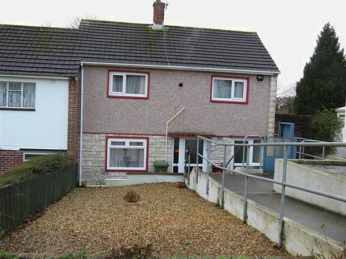 2 Bedroom Property To Rent In Carradale Road, Plymouth, PL6