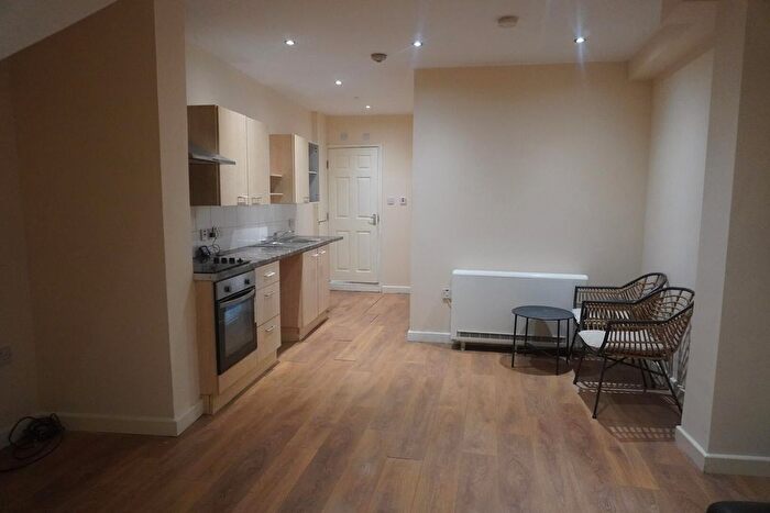 2 Bedroom Flat To Rent In Flat A, Borough Road, Middlesbrough, TS1