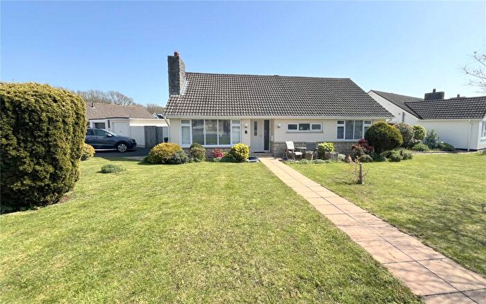 3 Bedroom Bungalow For Sale In Merley Drive, Highcliffe, Christchurch, Dorset, BH23