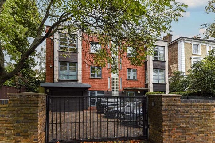 2 Bedroom Flat To Rent In Haverstock Hill, Belsize Park, NW3