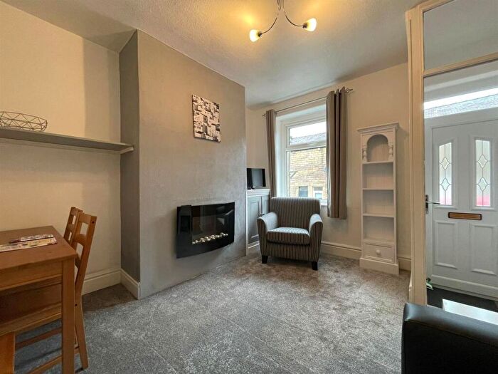 2 Bedroom Private Hall To Rent In Perth Street, Lancaster, LA1