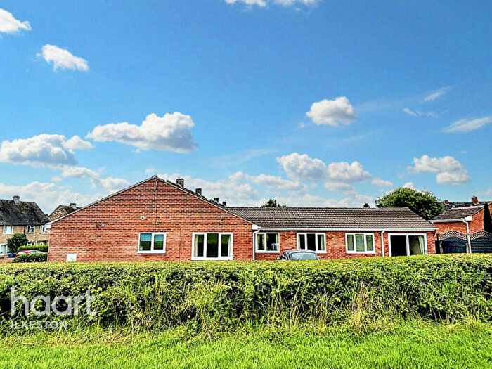 4 Bedroom Detached Bungalow For Sale In Tansley Avenue, Ilkeston, DE7