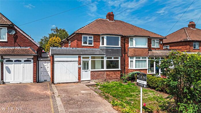 3 Bedroom Semi Detached House For Sale In Frankburn Road, Sutton Coldfield, West Midlands, B74