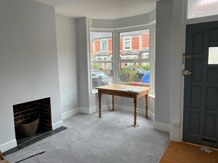 3 Bedroom Terraced House To Rent In Cardigan Road, Reading, Berkshire, RG1