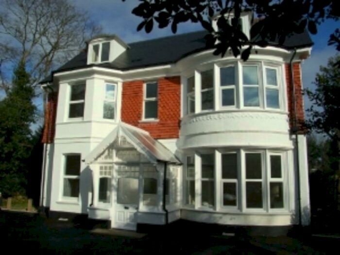 1 Bedroom Flat To Rent In Portchester Road, Bournemouth, Dorset, BH8