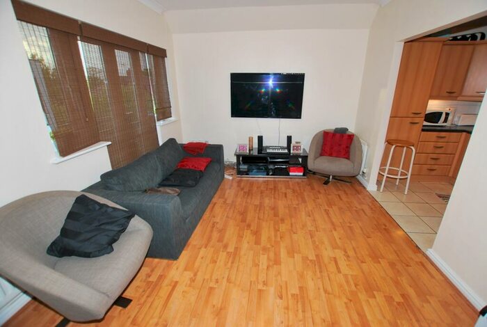 2 Bedroom Apartment To Rent In Century House Forty Avenue Wembley, HA9