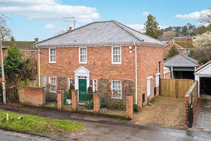 4 Bedroom Detached House For Sale In Northfield End, Henley-On-Thames, Oxfordshire, RG9