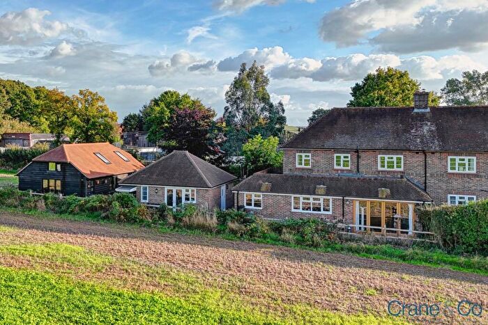 5 Bedroom Semi-Detached House For Sale In Mill Lane, Hellingly, BN27