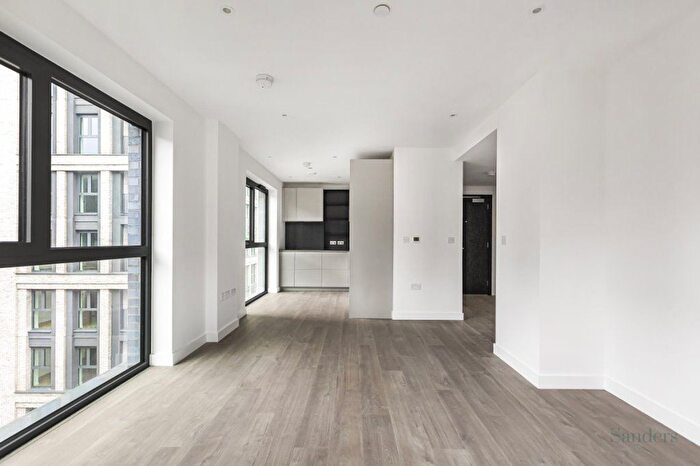 1 Bedroom Flat To Rent In Dragonfly Walk, Hackney, London, N4