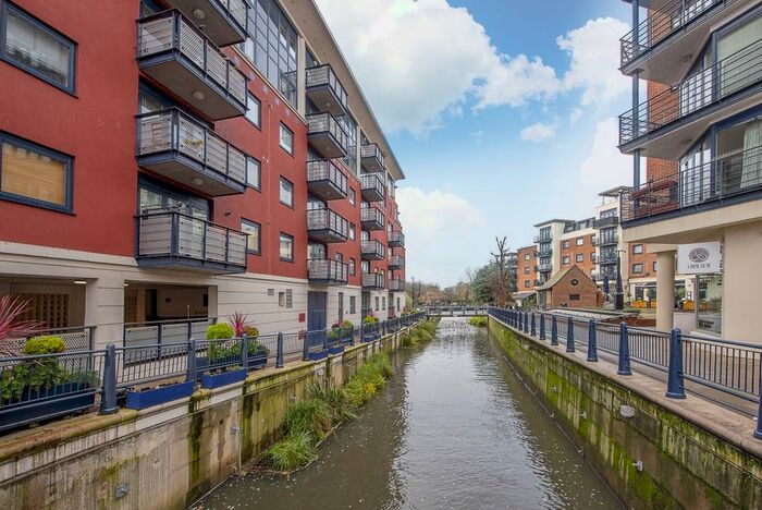 2 Bedroom Flat To Rent In Wadbrook Street, Kingston Upon Thames, KT1