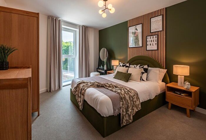 1 Bedroom Apartment For Sale In Lyon Close, Hove, Brighton, BN3