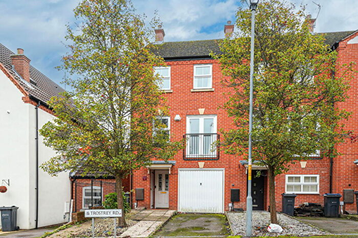 3 Bedroom End Of Terrace House For Sale In Trostrey Road, Kings Norton, B30