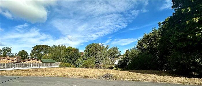 Property For Sale In Lindholme, Scotter, Gainsborough, DN21