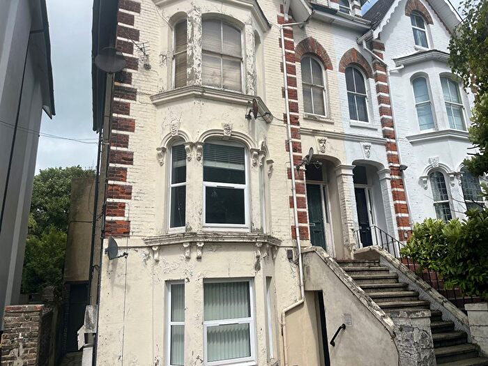 1 Bedroom Flat To Rent In Gff, Maison Dieu Road, Dover, CT16