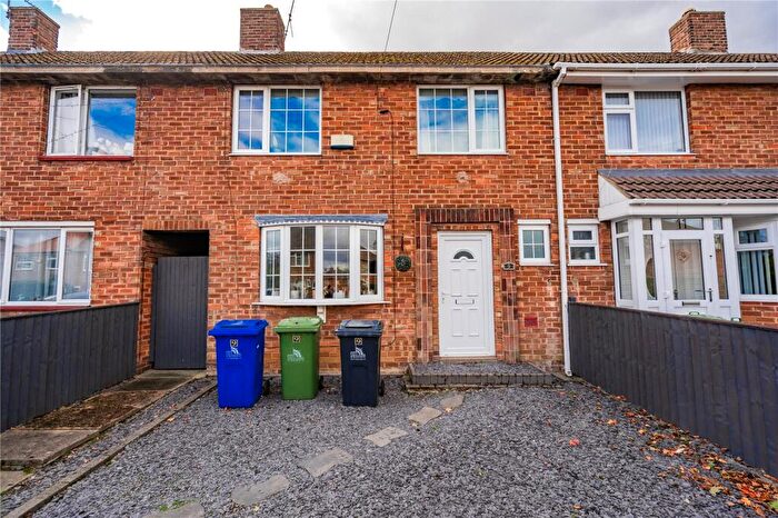 3 Bedroom Terraced House For Sale In Carnforth Crescent, Grimsby, Lincolnshire, DN34