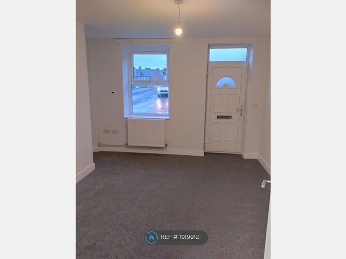 2 Bedroom Terraced House To Rent In Racecommon Road, Barnsley, S70