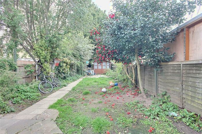 3 Bedroom Terraced House To Rent In Pembroke Avenue, Enfield, Greater London, EN1