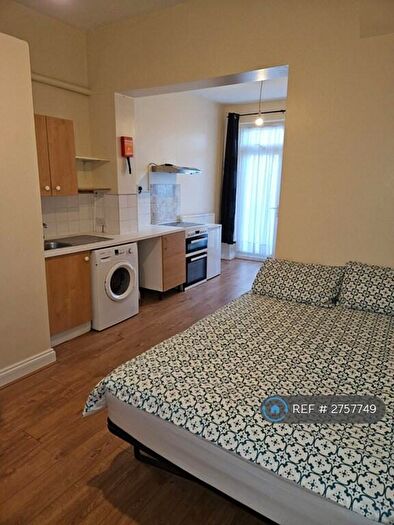 Studio To Rent In Mount Pleasant Road, London, N17