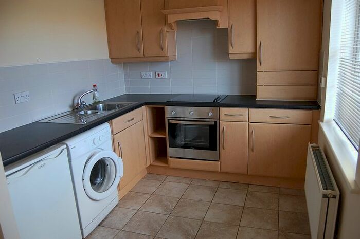 2 Bedroom Flat To Rent In Brookfield, Northumberland Park, Newcastle Upon Tyne, NE27