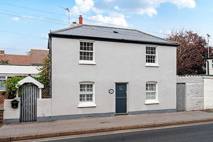 3 Bedroom Cottage For Sale In Aldwick Road, Aldwick, Bognor Regis, PO21