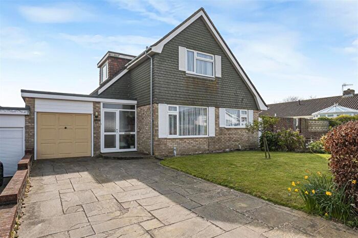 3 Bedroom Detached House For Sale In Belgrave Crescent, Seaford, BN25