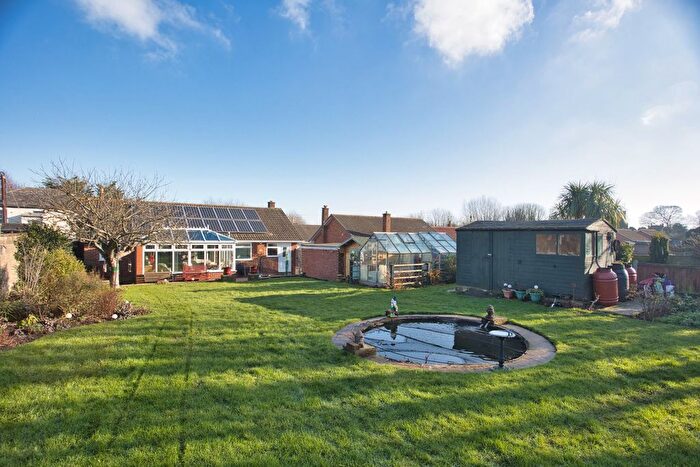 3 Bedroom Detached Bungalow For Sale In Vicarage Lane, Sholden, CT14