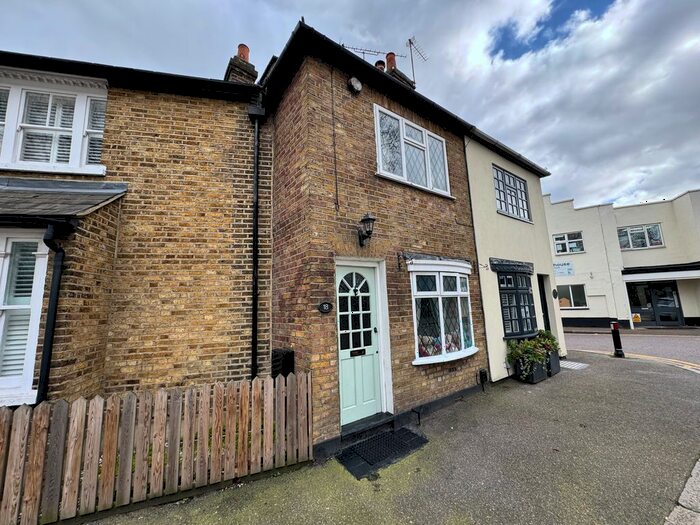 3 Bedroom Terraced House To Rent In Woodbine Place, London, E11