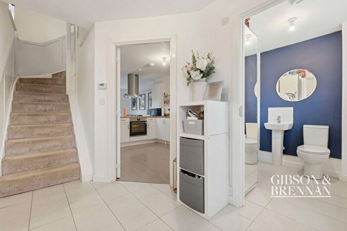 3 Bedroom End Terrace House For Sale In Brookfield Drive, Stanford-Le-Hope, SS17