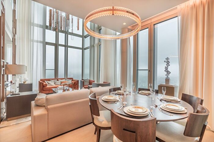 3 Bedroom Flat To Rent In Upper Ground, London, SE1