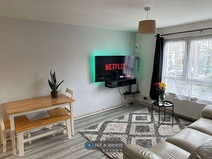 2 Bedroom Flat To Rent In The Heights, London, SE7