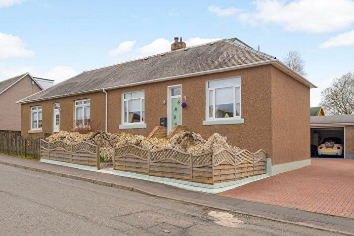 3 Bedroom Cottage For Sale In Harthill Road, Bathgate, EH48