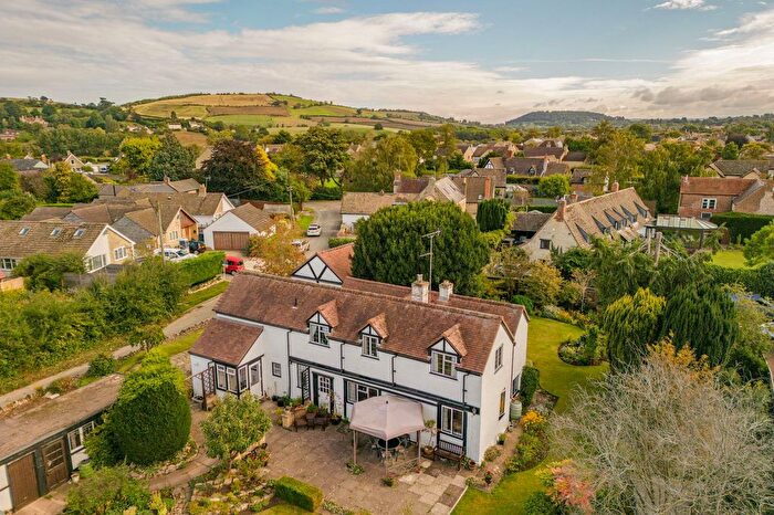 4 Bedroom Detached House For Sale In Shutter Lane, Gotherington, Cheltenham, GL52
