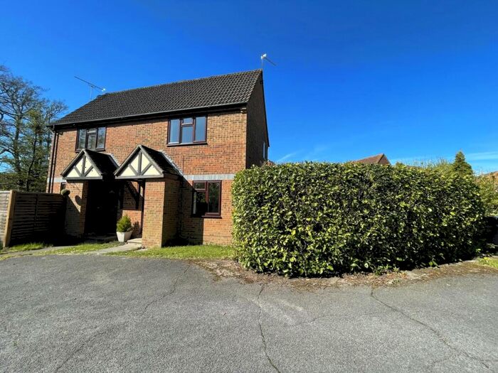 1 Bedroom Semi-Detached House To Rent In Colbred Corner, Ancells Farm, Fleet, GU51