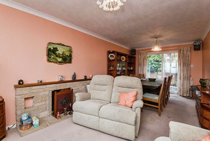 3 Bedroom Bungalow For Sale In Buttery Road, Honiton, Devon, EX14