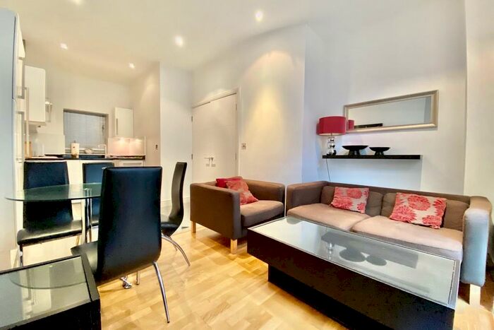 2 Bedroom Apartment To Rent In Bedford Chambers, Bedford Street, Leeds, LS1