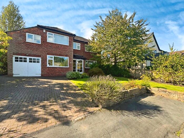 5 Bedroom Detached House For Sale In Kingsley Avenue, Wilmslow, SK9