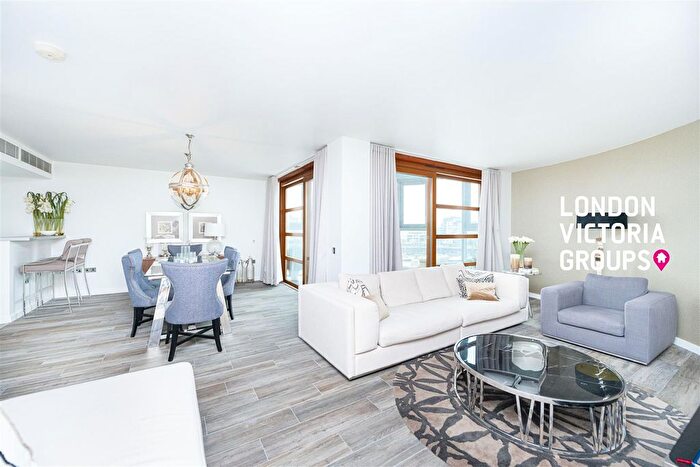 3 Bedroom Flat To Rent In Falcon Wharf, Lombard Road London, SW11