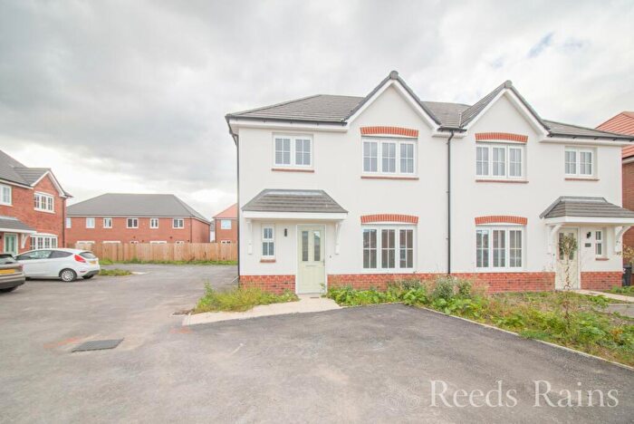 3 Bedroom Semi-Detached House To Rent In Bluebelle Drive, Ellesmere Port, Cheshire, CH65