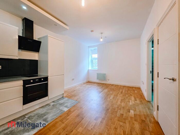 1 Bedroom Flat To Rent In Baxter Avenue, Southend-On-Sea, SS2