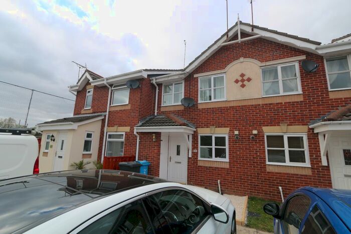 2 Bedroom Terraced House To Rent In Woolsheds Close, Hull, HU5