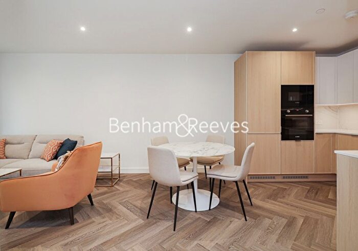 2 Bedroom Flat To Rent In Bower House, West Hendon, NW9