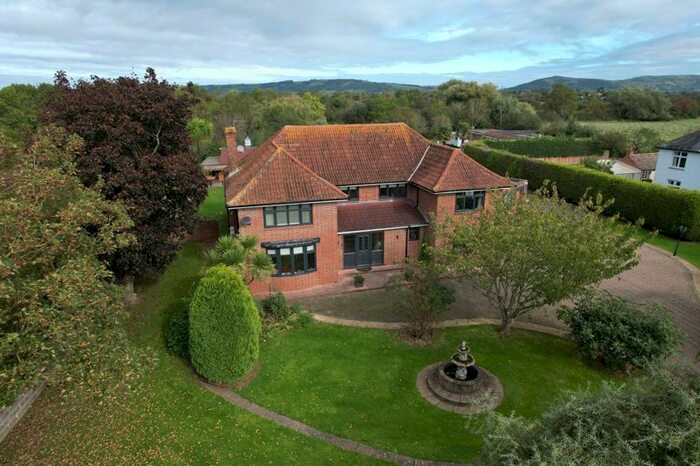 5 Bedroom Detached House For Sale In Old Bristol Road, East Brent, Somerset, TA9