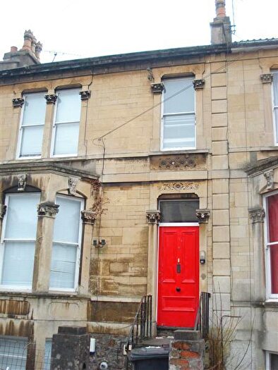 5 Bedroom Maisonette To Rent In Upper Maisonette, Melville Road, BS6